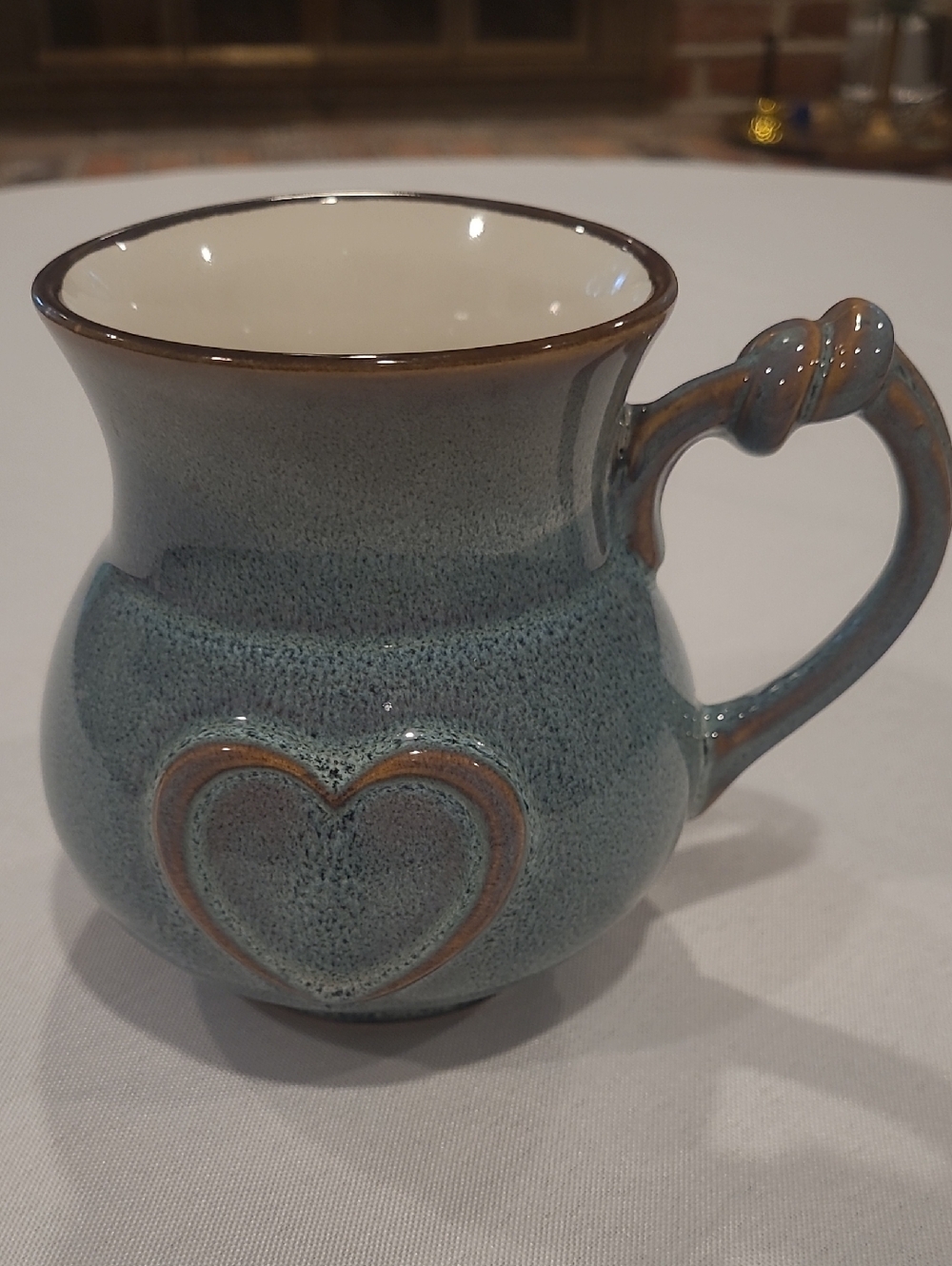 La Rochelle Potbelly Heart Mug With Knot Handle